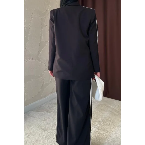 Siyah Alt Üst Yanları Şeritli Takım