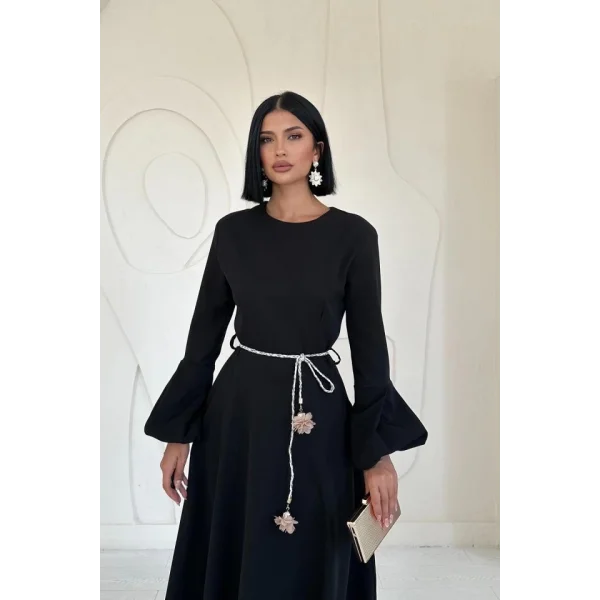 Siyah Balon Kollu Kuşaklı Elbise