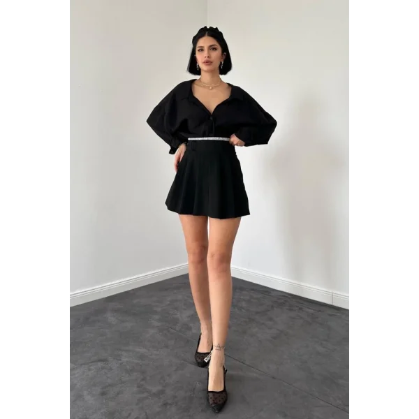 Siyah Beli Lastikli Etek Şort