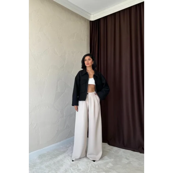 Siyah Cebi Kapaklı Kaşe Ceket