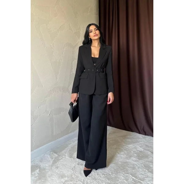 Siyah Cep Kapaklı Ve Kemerli Ceket