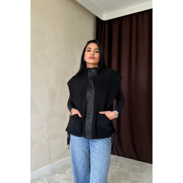 Siyah Cepli Kısa Yelek