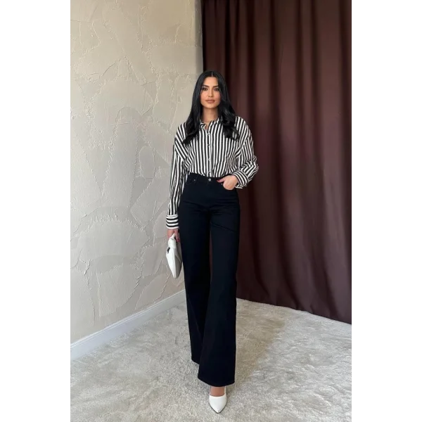Siyah Çizgili Gömlek