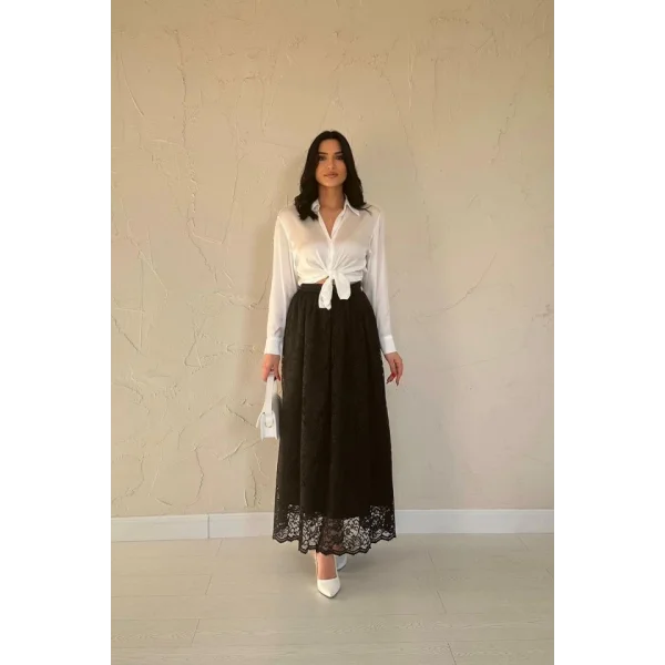 Siyah Dantelli Uzun Etek