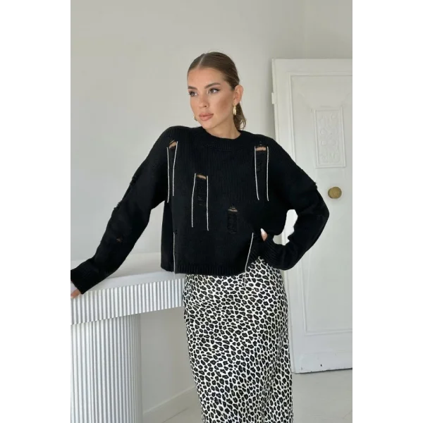 Siyah Faça Ve Zincirli Triko Kazak