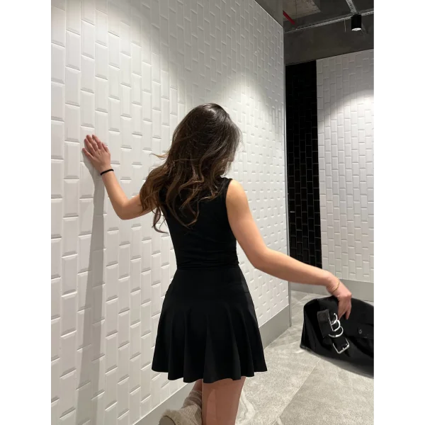 Siyah Fermuarlı Bilyeli Bluz