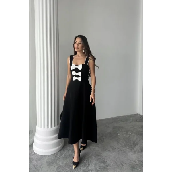 Siyah Fiyonk Garnili Dantelli Elbise