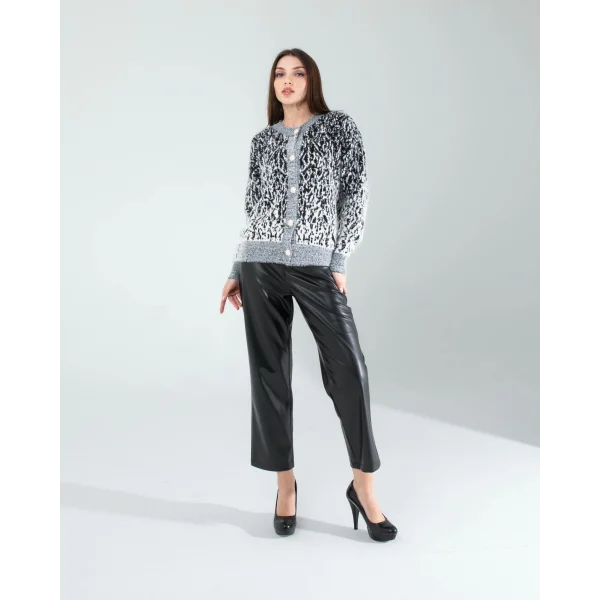 Siyah Kar Tanesi Triko Hırka