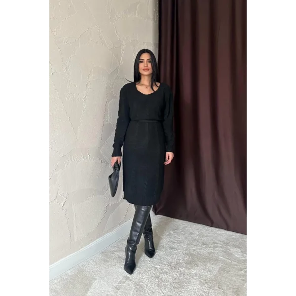 Siyah Kemerli Triko Elbise