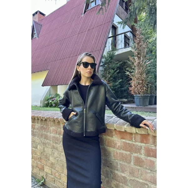 Siyah Kürklü Ceket
