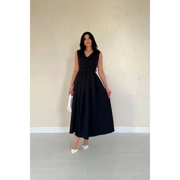 Siyah Önü Britli Pileli Elbise