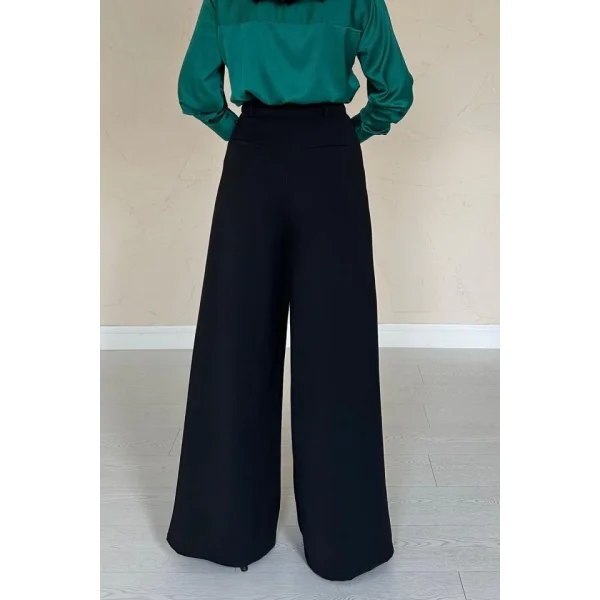 Siyah Pileli Comfort Pantolon