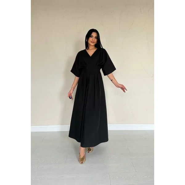 Siyah Pileli Uzun Elbise