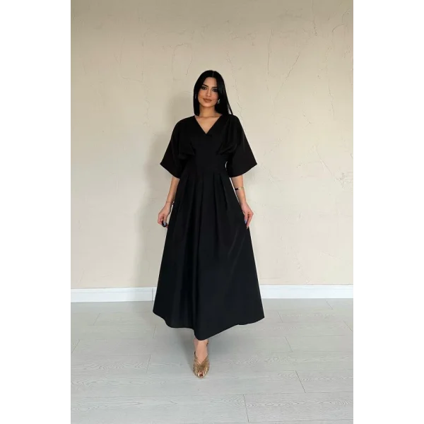 Siyah Pileli Uzun Elbise
