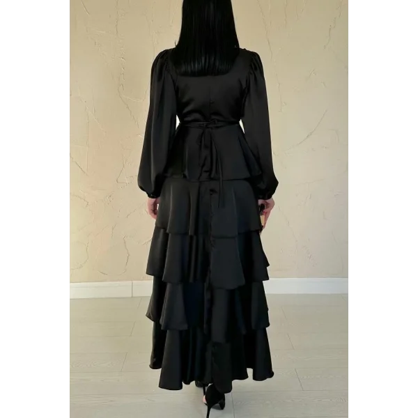 Siyah Saten Büzgülü Kat Kat Elbise