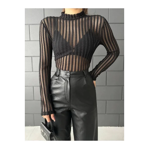 Siyah Tül Detay Transparan Bluz