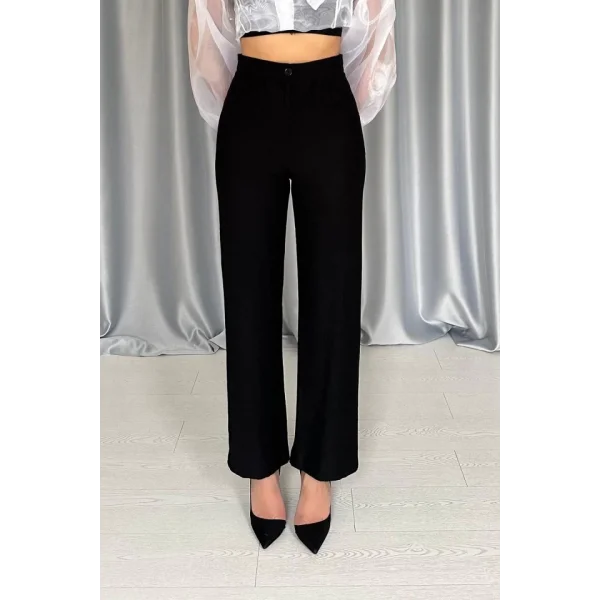 Siyah Yaka Bluz Ve Pantolon Siyah