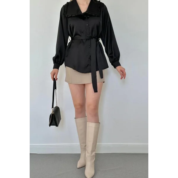 Siyah Yakası Fırfırlı Kuşaklı Saten Gömlek