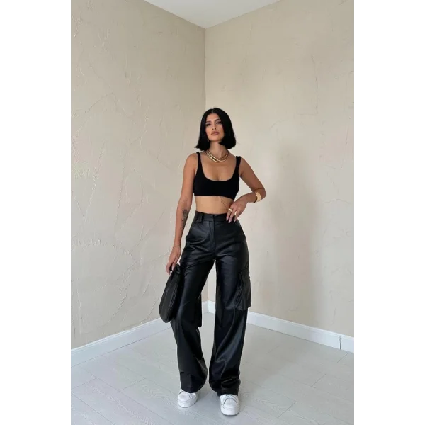 Siyah Yanlardan Cepli Deri Pantolon