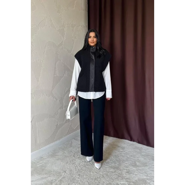 Siyah Yanları Bağlı Yelek