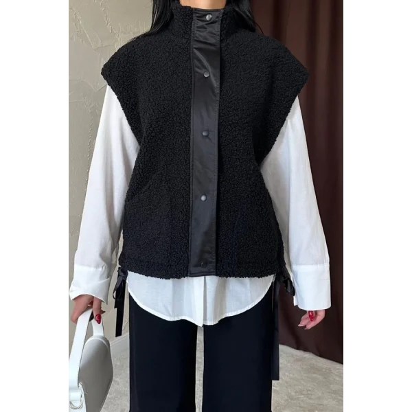 Siyah Yanları Bağlı Yelek