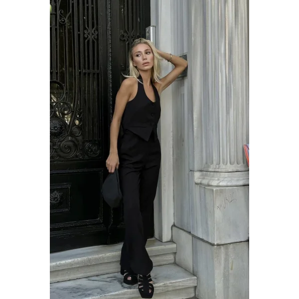 Siyah Yelekli Ceket Ve Pantolon Takım