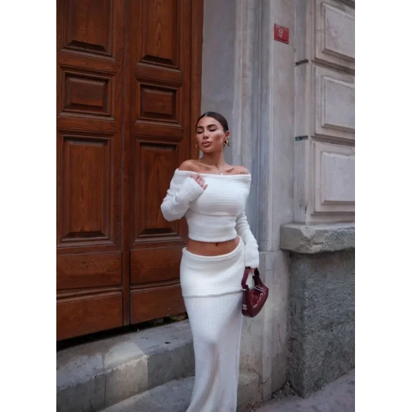 Straplez , Madonna , Carmen Yaka Croplu Uzun Etekli ikili Takım Triko - Beyaz