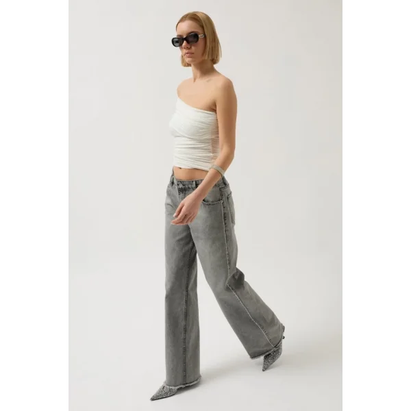 Taş Şerit Detaylı Jean