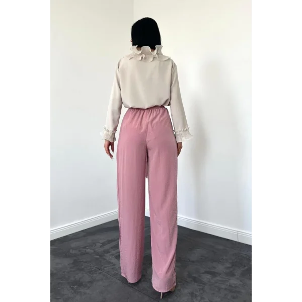 Taş Yakası Volanlı Gömlek