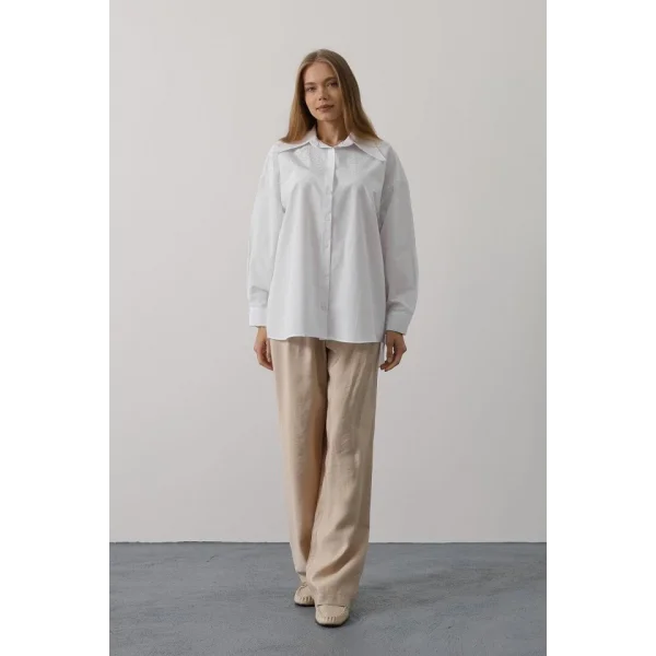 Taşlı Sivri Yaka Gömlek - Beyaz