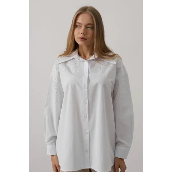 Taşlı Sivri Yaka Gömlek - Beyaz
