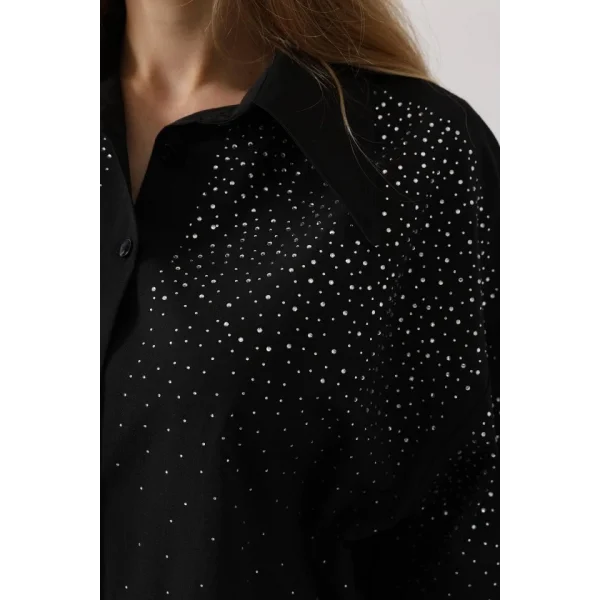 Taşlı Sivri Yaka Gömlek - Siyah