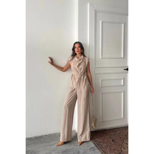 TENCEL MODAL KOLSUZ BLUZ KAPALI CEP DETAYLI DÖKÜMLÜ - PANTOLON TAKIM - Bej