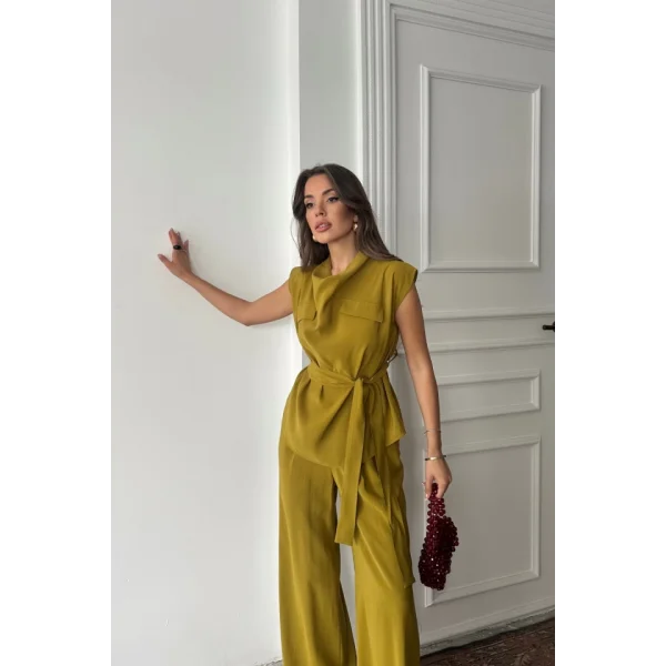 TENCEL MODAL KOLSUZ BLUZ KAPALI CEP DETAYLI DÖKÜMLÜ - PANTOLON TAKIM - Yağ Yeşili