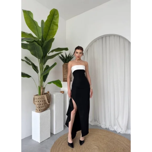 Terk Yırtmaç Detaylı Elbise