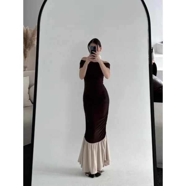 triptiz Omuzlu Uzun Elbise Kahve