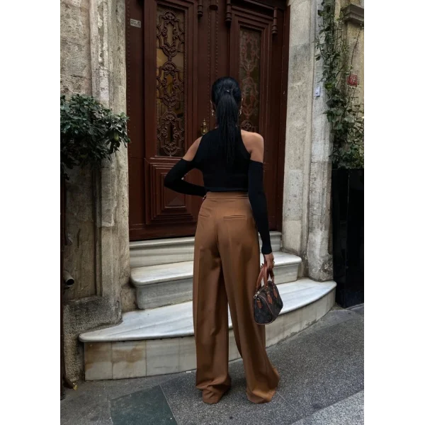 Üç Düğme Detayli Palazzo Pantolon