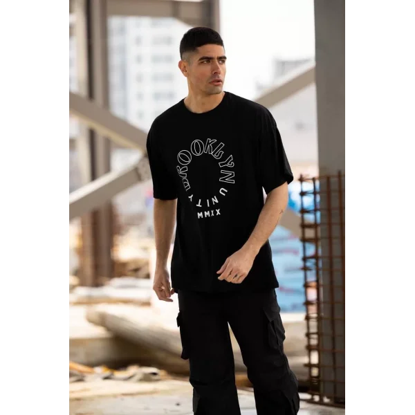 Unisex Bisiklet Yaka Baskılı Oversize T-Shirt - Siyah