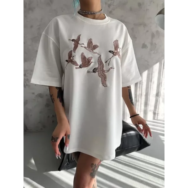 Unisex Nakış İşlemeli Thirt  Beyaz