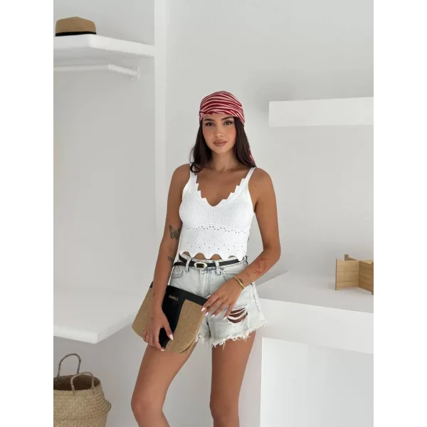 V Yaka Askılı Arkası Açık Triko Crop - Beyaz