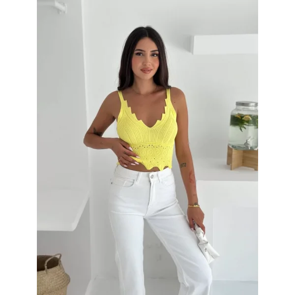 V Yaka Askılı Arkası Açık Triko Crop - Sarı