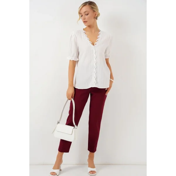 V Yaka Dantelli Bluz 956 - Beyaz