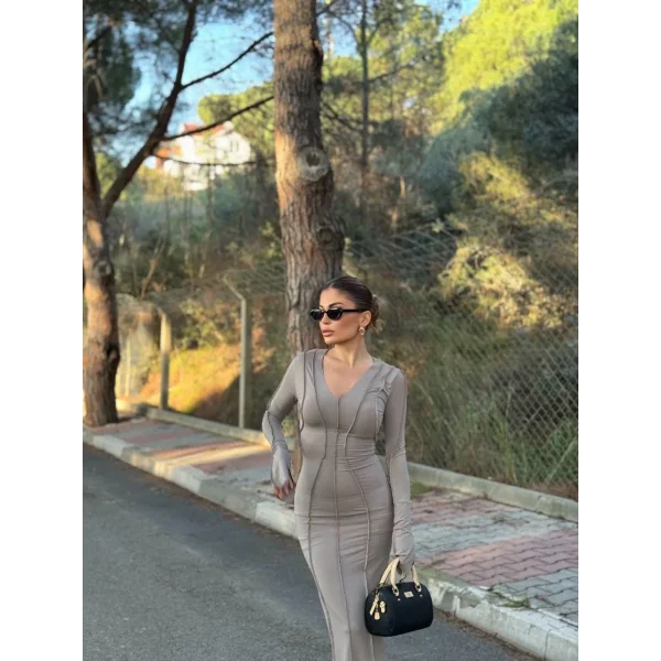 V Yaka Karoyaka Dikişli Yırtmaçlı Uzun Elbise - Taş