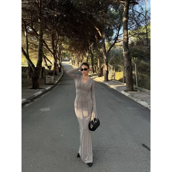 V Yaka Karoyaka Dikişli Yırtmaçlı Uzun Elbise - Taş