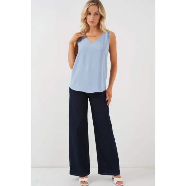 V Yaka Sıfır Kol Bluz 950 - Mavi