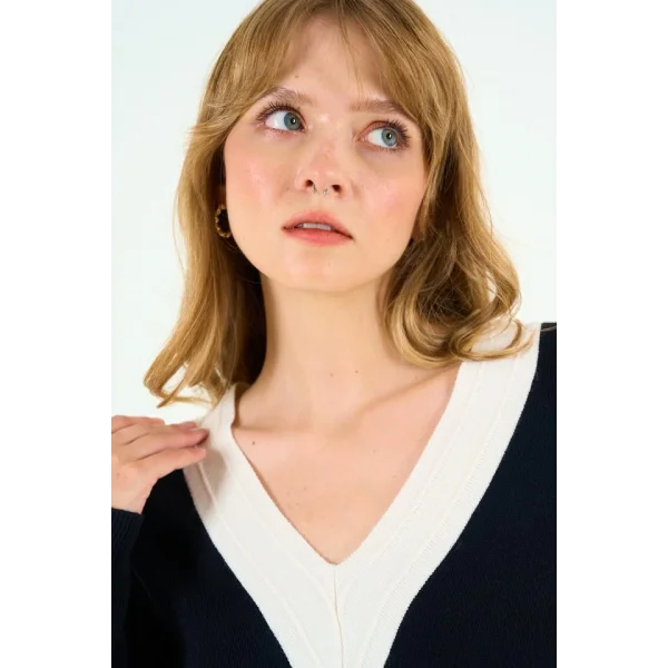 V Yaka Triko Kazak - Siyah-Krem