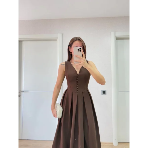 V Yaka Uzun Kolsuz Elbise- Kahverengi