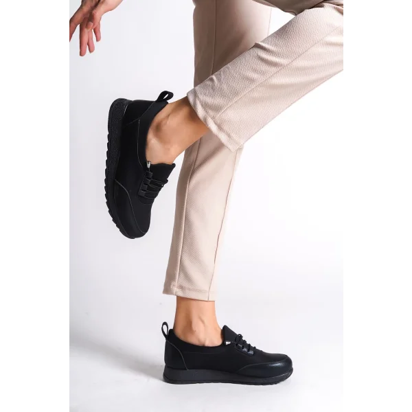 VIOLET Bağcıklı Lastikli Ortopedik Rahat Taban Cilt Detaylı Klasik Kadın Babet Anne Ayakkabısı CST - Siyah