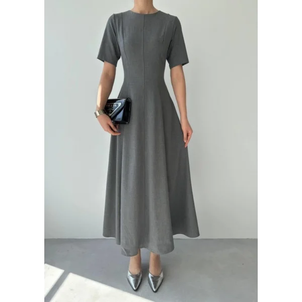 Wera Pliseli idi Elbise