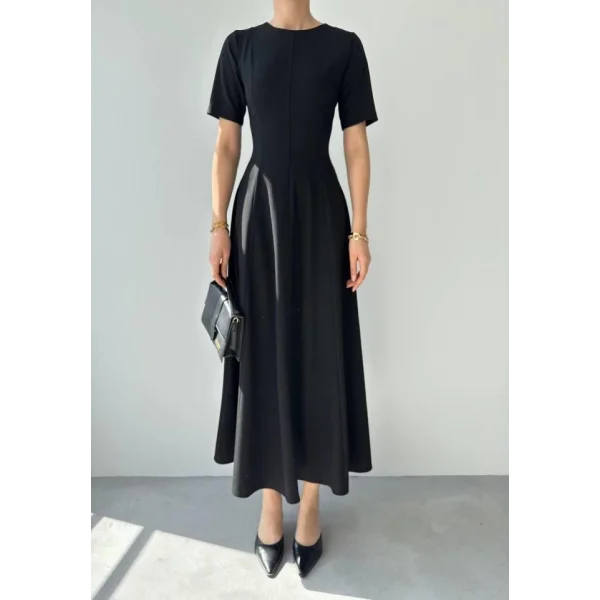 Wera Pliseli idi Elbise